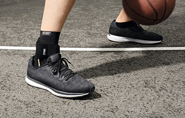 Sprunggelenkbandage beim Basketball